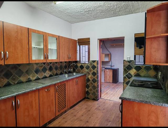 3 BEDROOM TOWNHOUSE FOR SALE IN ELARDUSPARK